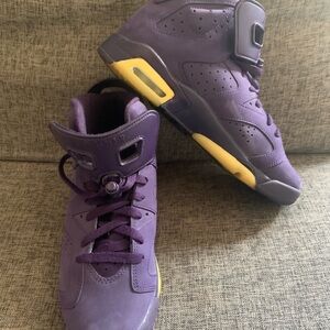 Girl's Kid Air Jordan 6 Retro GG 'Purple Dynasty' Youth Sneakers size 8Y